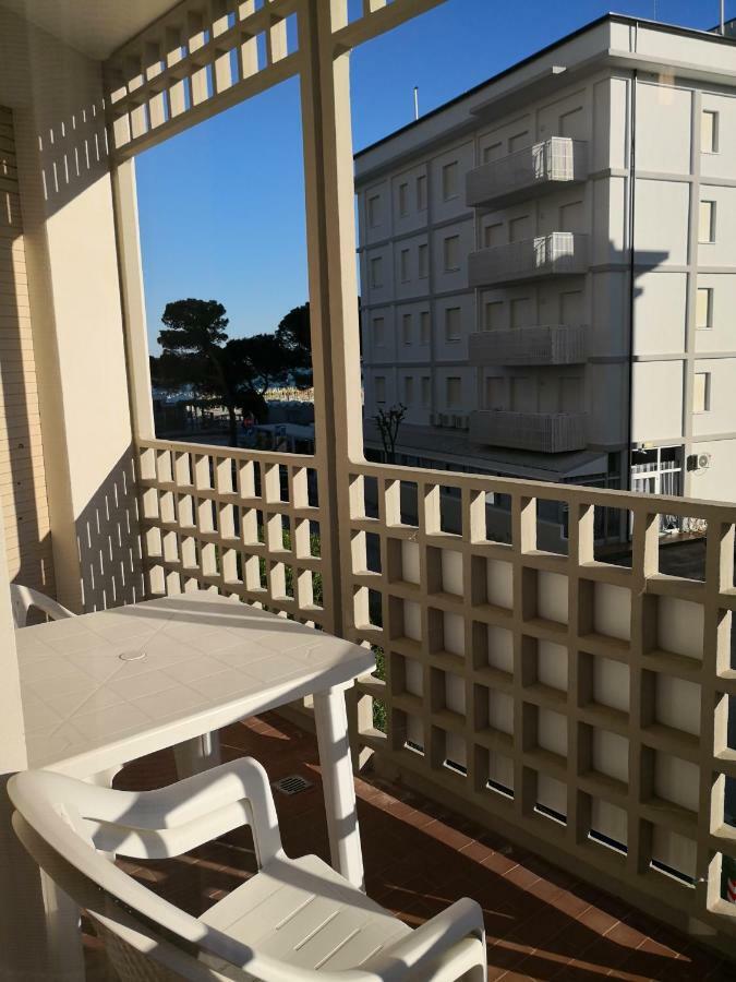 Lungomare Sabbiadoro Villa Lignano Sabbiadoro Exterior photo
